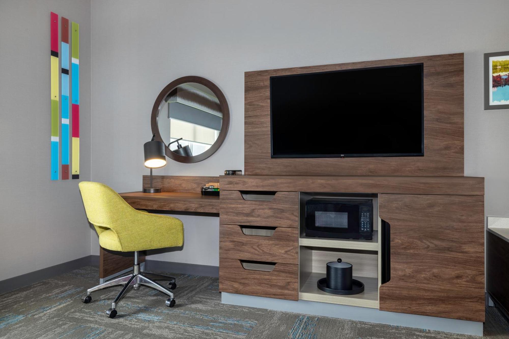 Hampton Inn Midland, On Luaran gambar