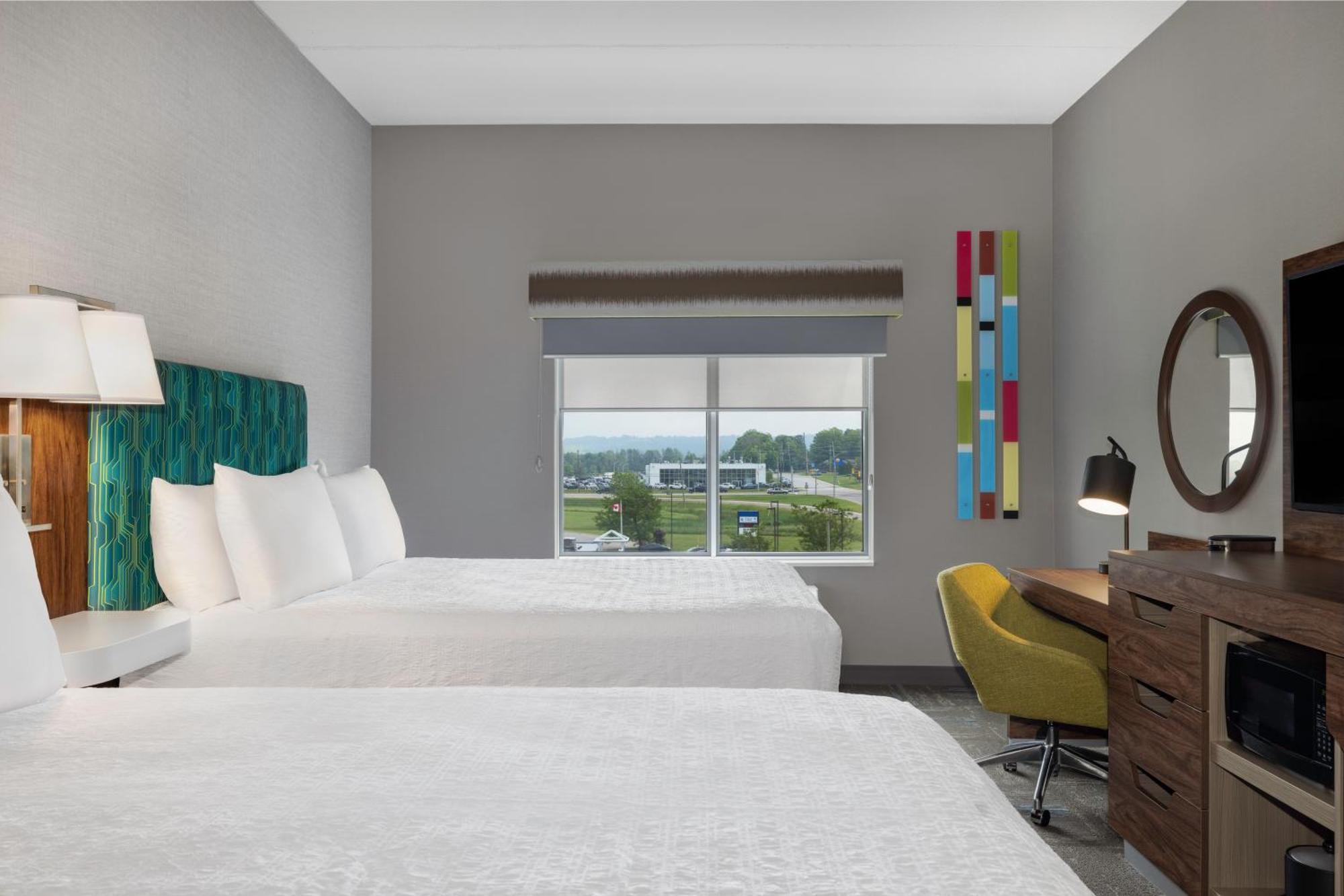 Hampton Inn Midland, On Luaran gambar