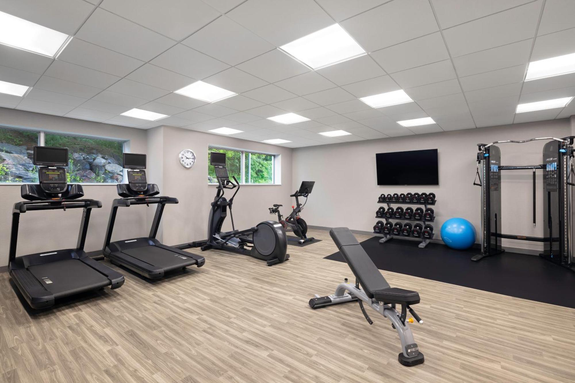 Hampton Inn Midland, On Luaran gambar